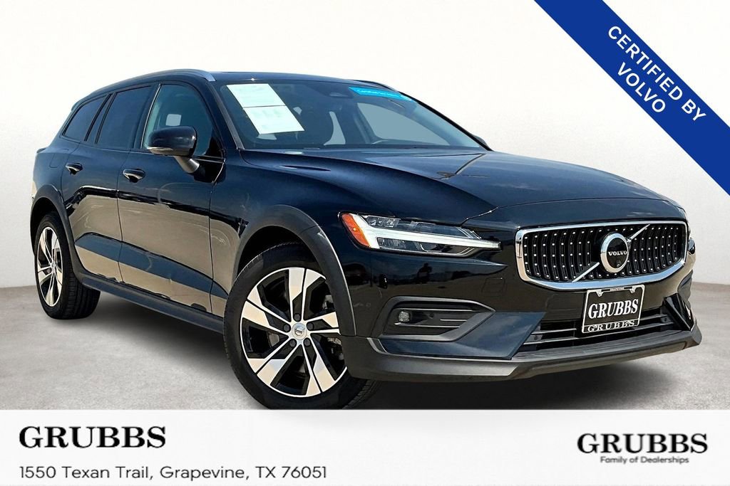 Certified 2024 Volvo V60 B5 Cross Country Plus image 1