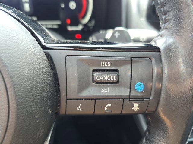 Used 2023 Nissan Rogue Platinum w/ Platinum Premium Package AWD/4WD image 23