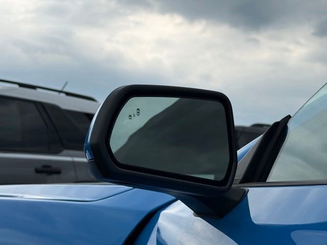 Used 2025 Ford Mustang Premium RWD image 39
