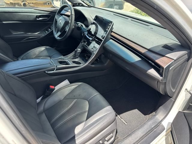 Used 2021 Toyota Avalon XLE w/ Moonroof Package FWD image 14