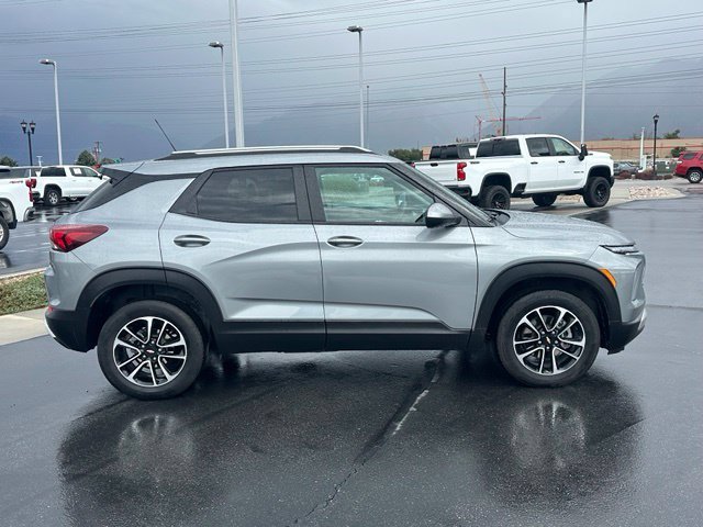 Used 2026 Chevrolet TrailBlazer LT AWD/4WD image 8