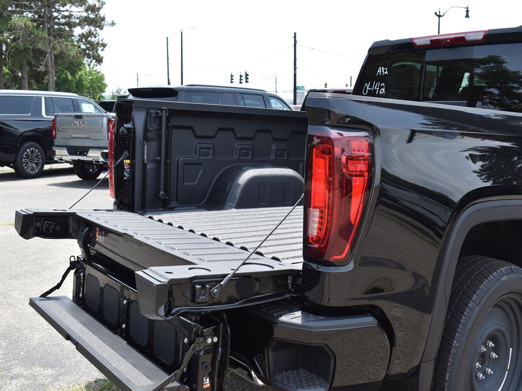New 2025 GMC Sierra 1500 Denali image 10