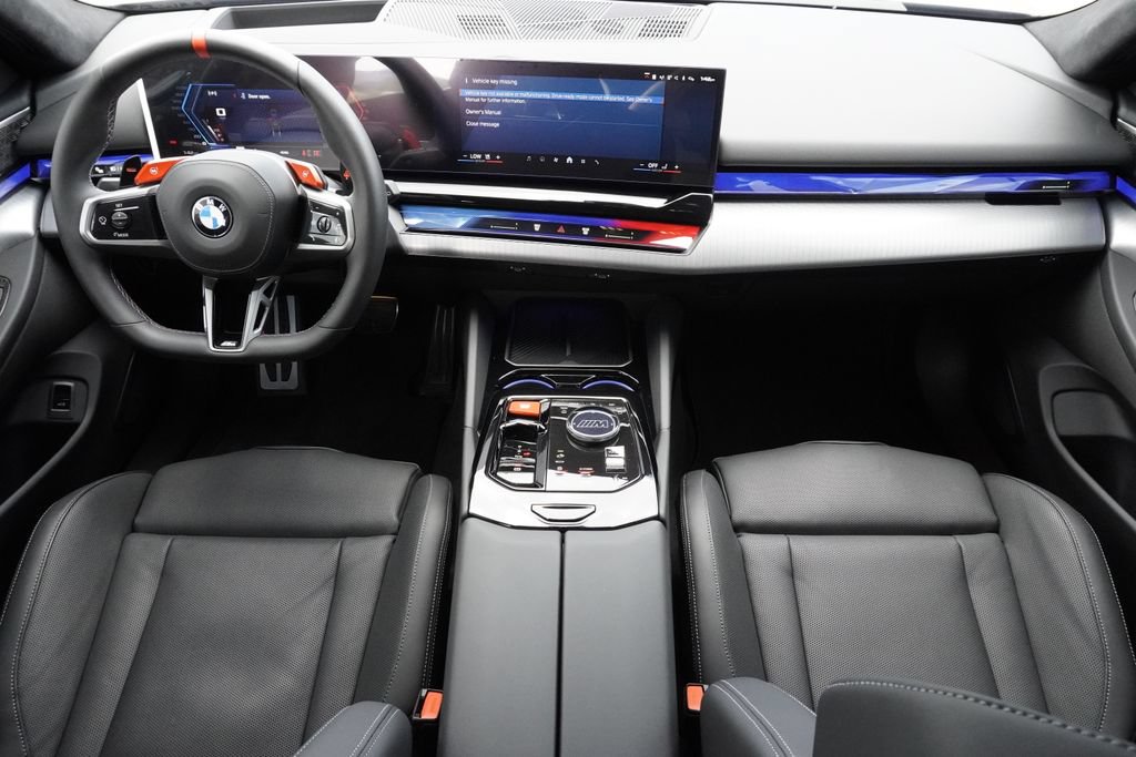 Used 2026 BMW M5 Touring AWD/4WD image 9