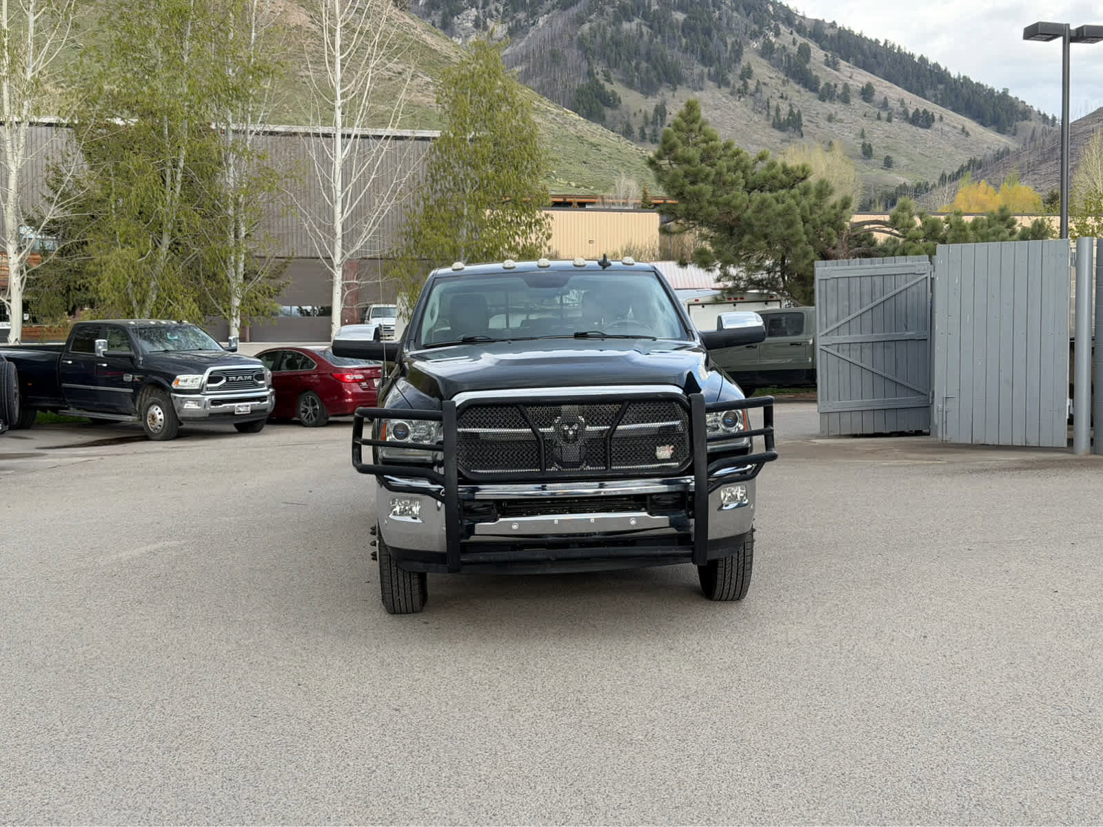 Used 2016 RAM 3500 Laramie Longhorn AWD/4WD image 4