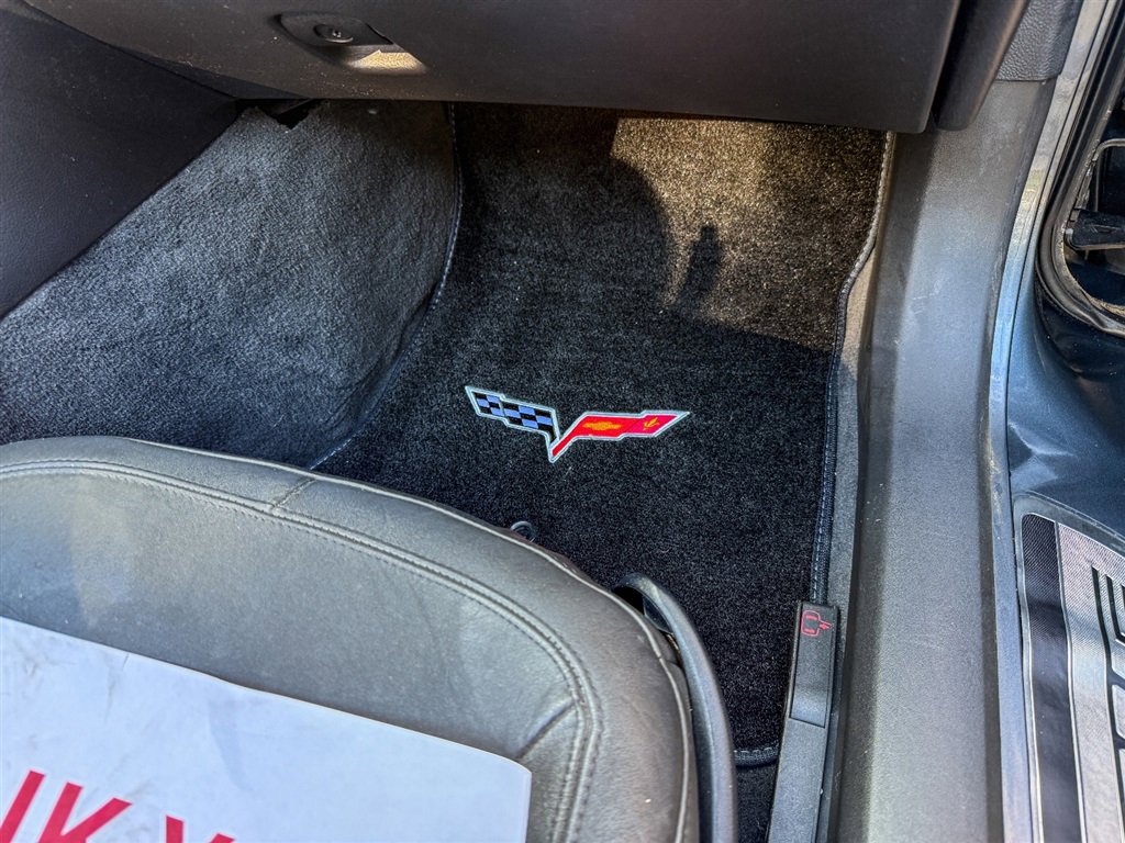 Used 2013 Chevrolet Corvette Convertible RWD image 61