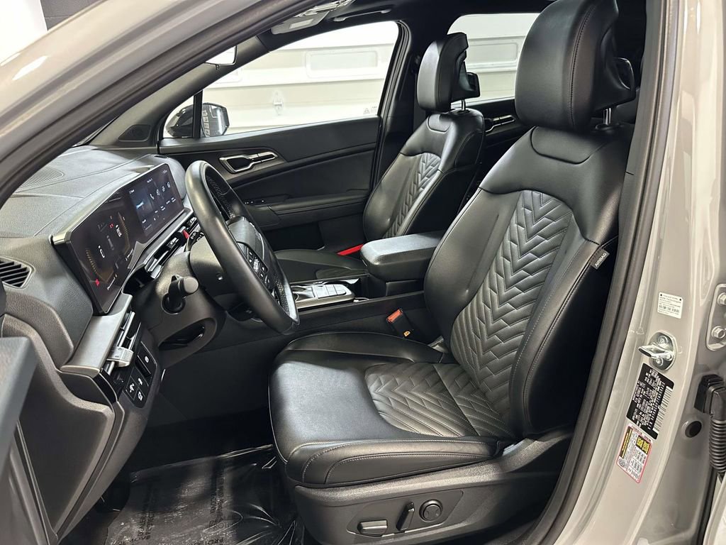 Used 2026 Kia Sportage X-Line w/ X-Line Premium Package image 2