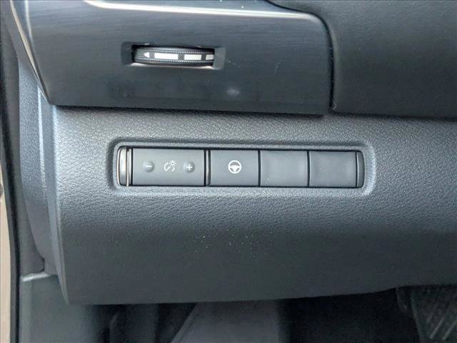 Used 2023 Nissan Pathfinder Rock Creek image 11