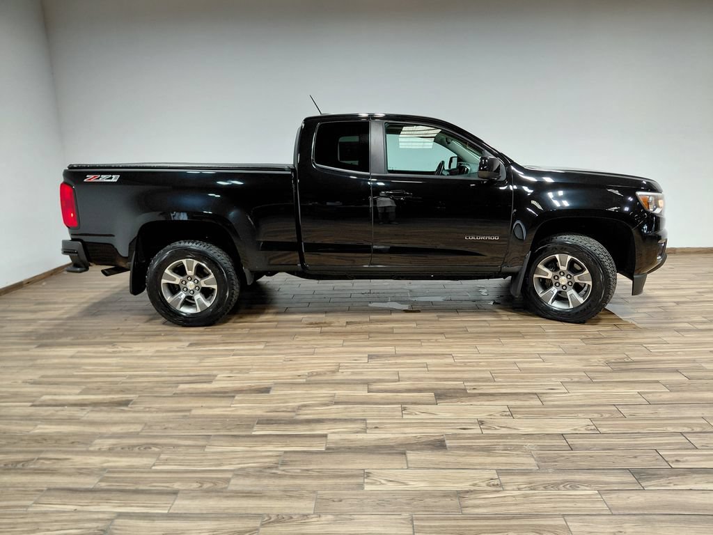 Used 2019 Chevrolet Colorado Z71 AWD/4WD image 16