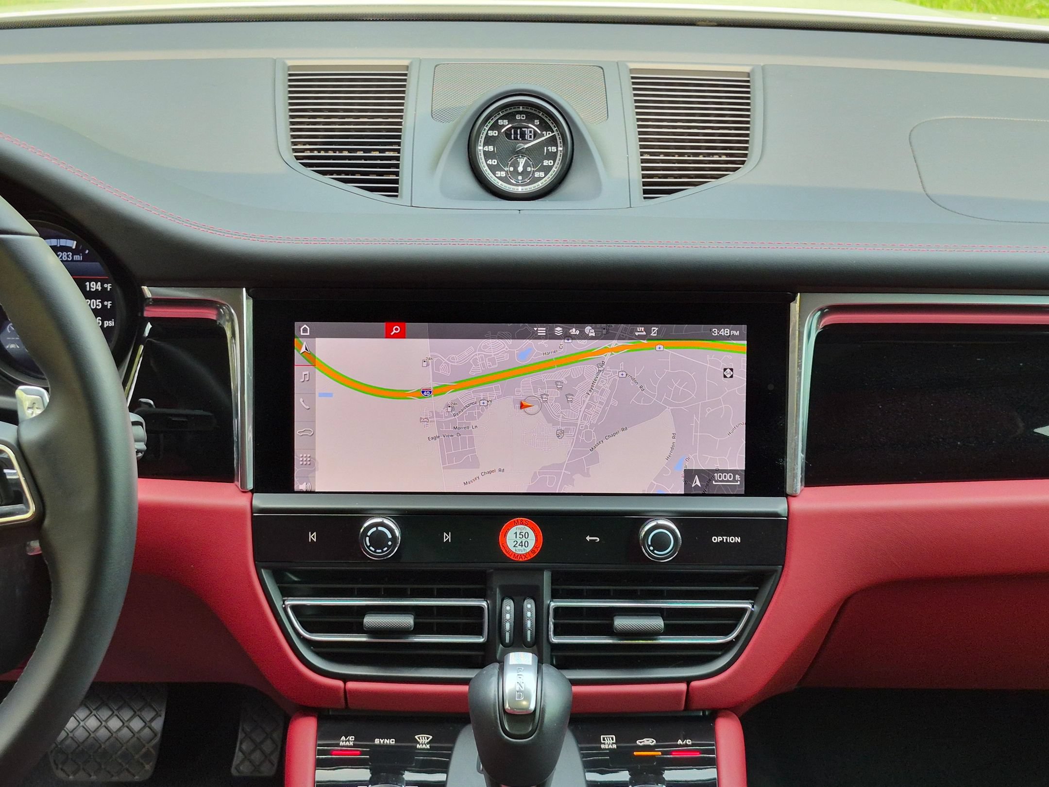 Certified 2025 Porsche Macan S AWD/4WD image 13