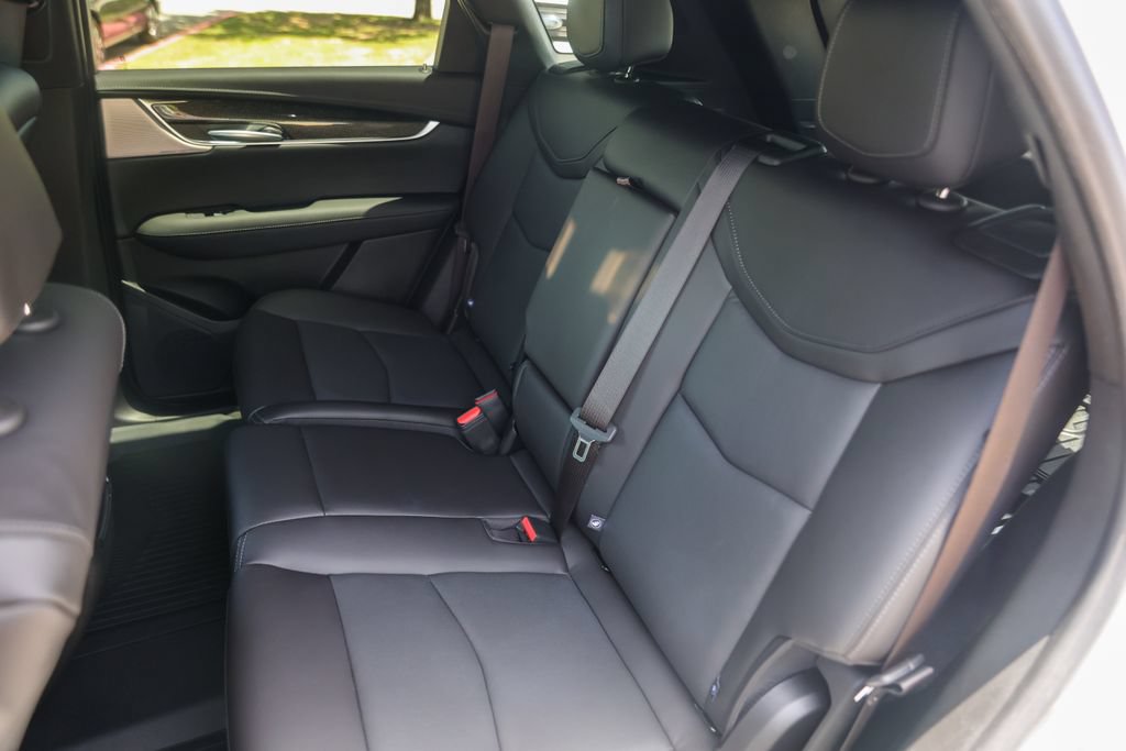 Used 2026 Cadillac XT5 Sportv w/ LPO, Onyx Lite Package AWD/4WD image 26