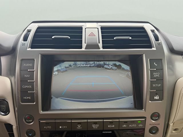 Used 2018 Lexus GX 460 Premium w/ Premium Package AWD/4WD image 23