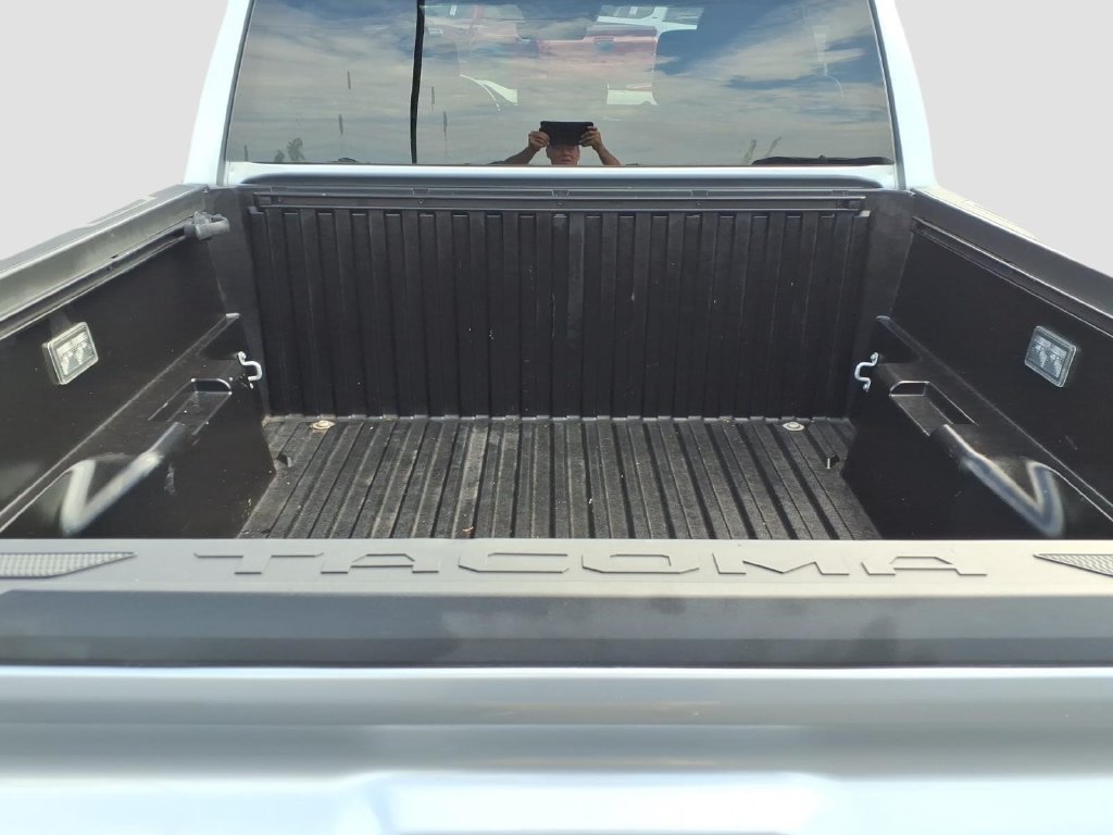 Used 2024 Toyota Tacoma TRD Off-Road AWD/4WD image 10