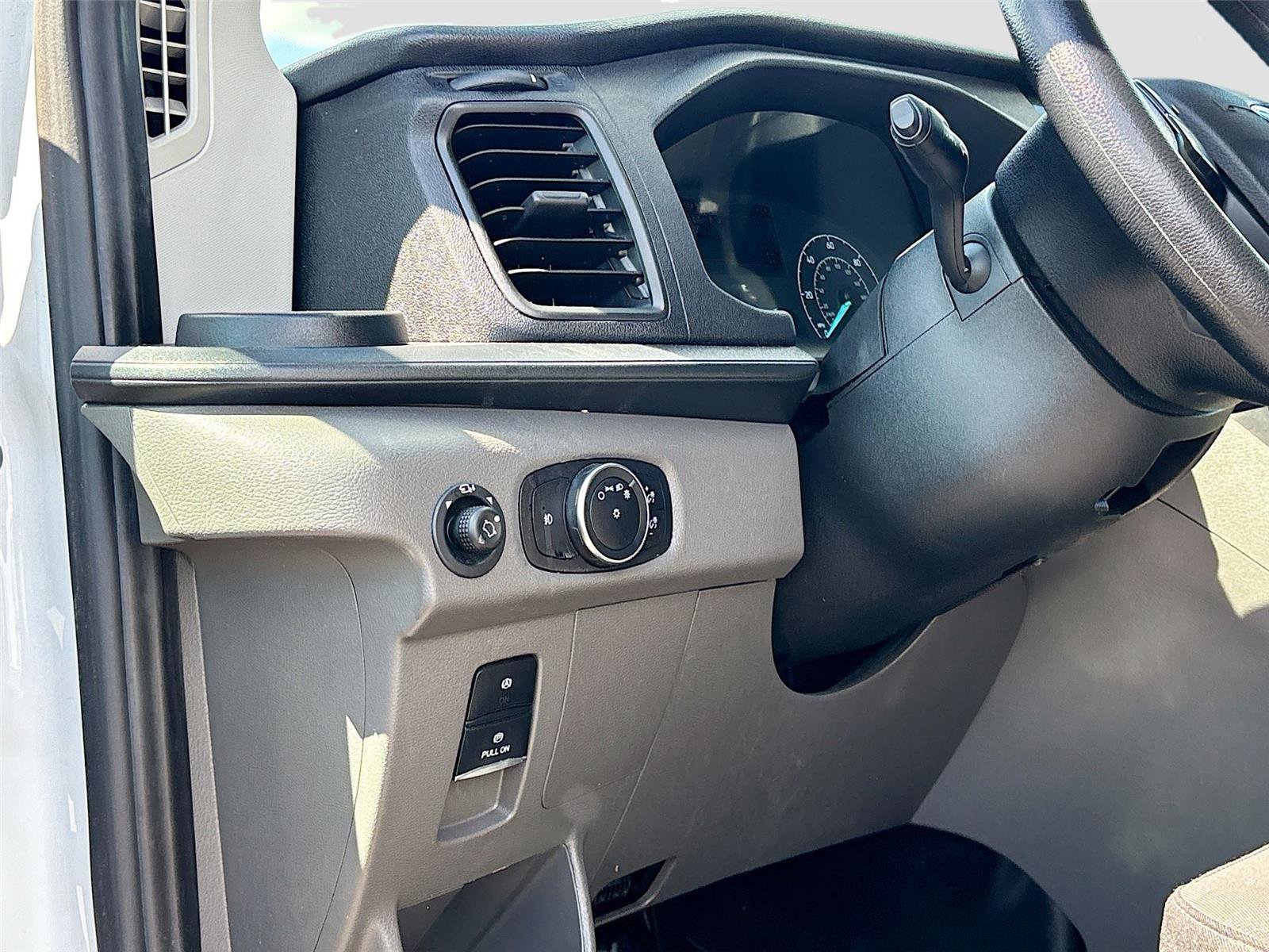 Used 2024 Ford Transit 350 XLT image 9