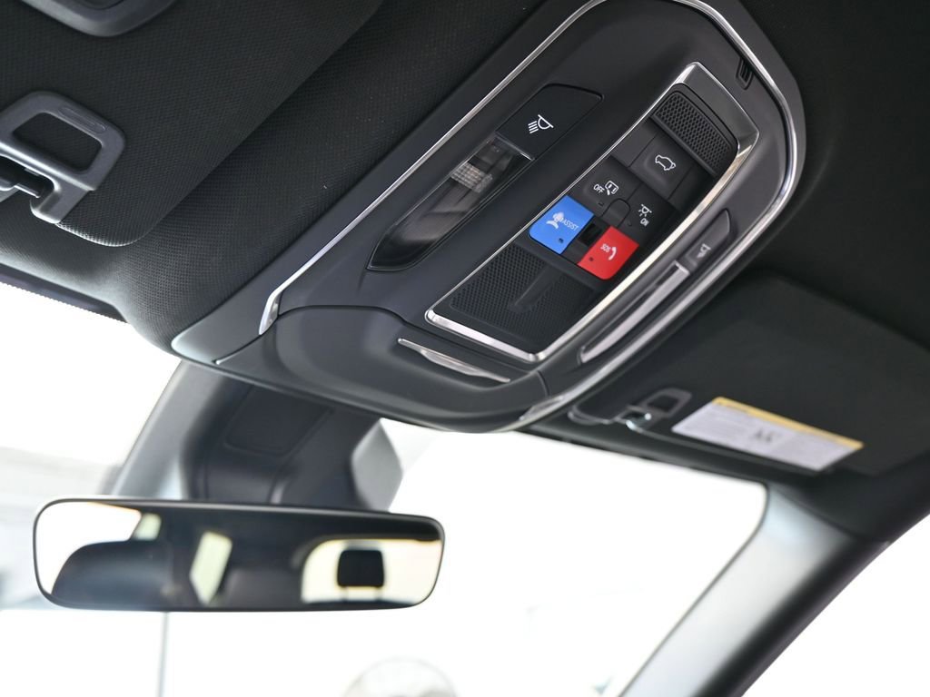 Used 2025 Jeep Grand Cherokee L Limited image 24