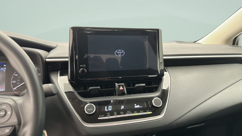Used 2025 Toyota Corolla LE FWD image 16