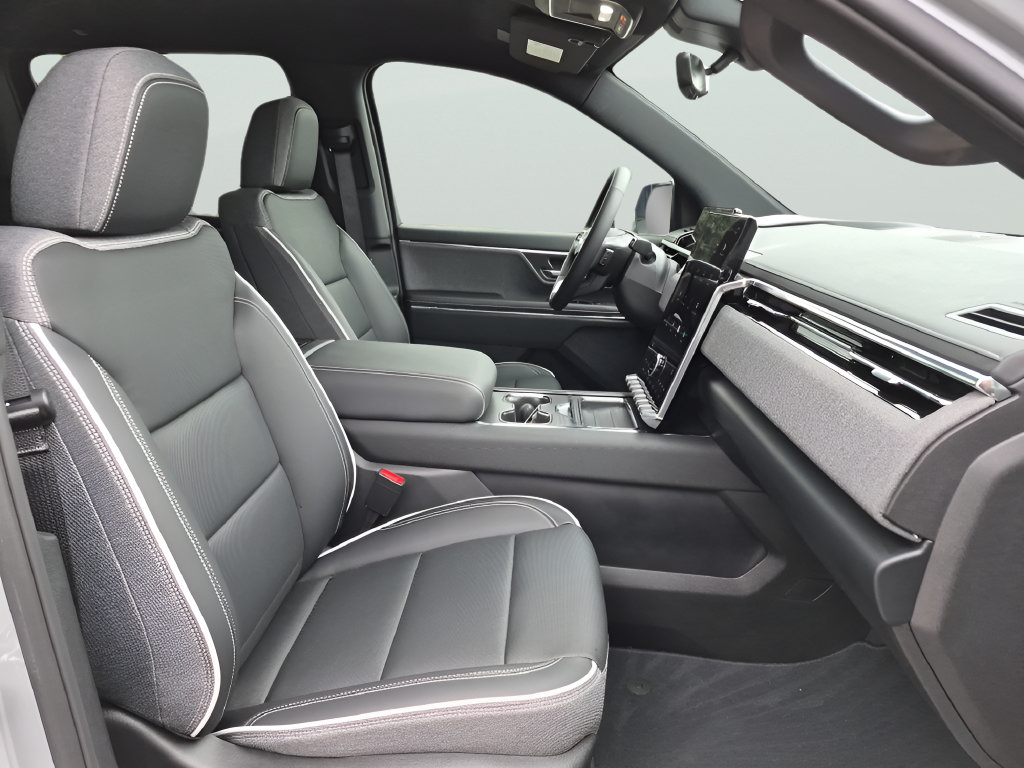 New 2026 GMC Sierra EV Elevation w/ Premium Package AWD/4WD image 34