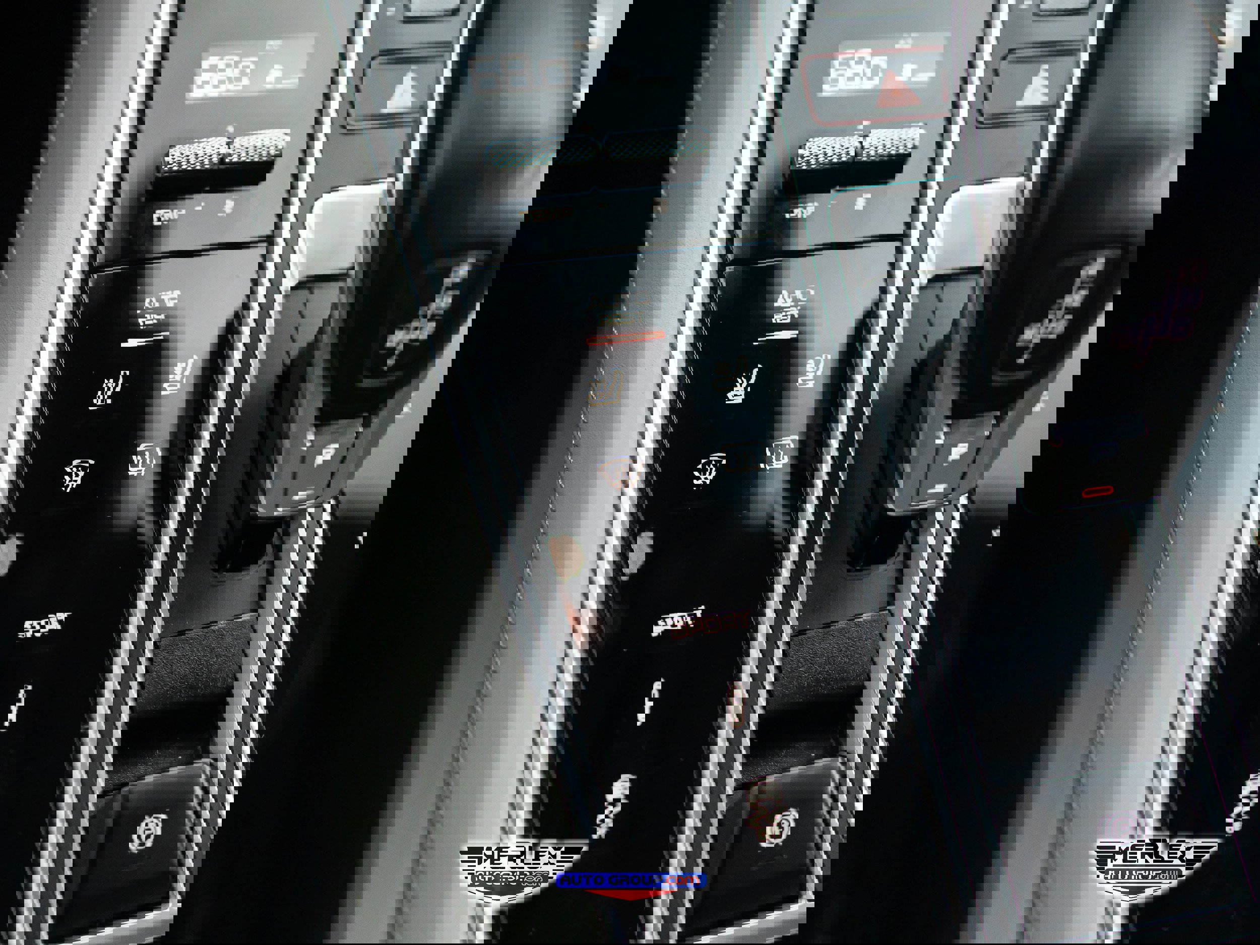 Used 2018 Porsche Panamera 4S w/ Premium Package Plus image 35