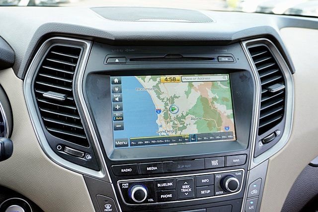 Used 2017 Hyundai Santa Fe Sport w/ 2.4L Tech Package 04 FWD image 27