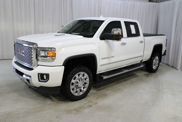 Used 2016 GMC Sierra 2500 Denali w/ Duramax Plus Package image 32