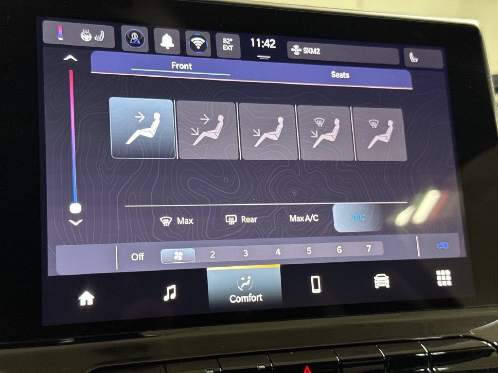 New 2026 Jeep Compass Latitude AWD/4WD image 16