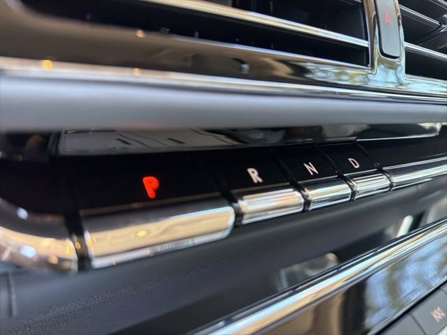 Used 2024 Lincoln Navigator Black Label AWD/4WD image 18