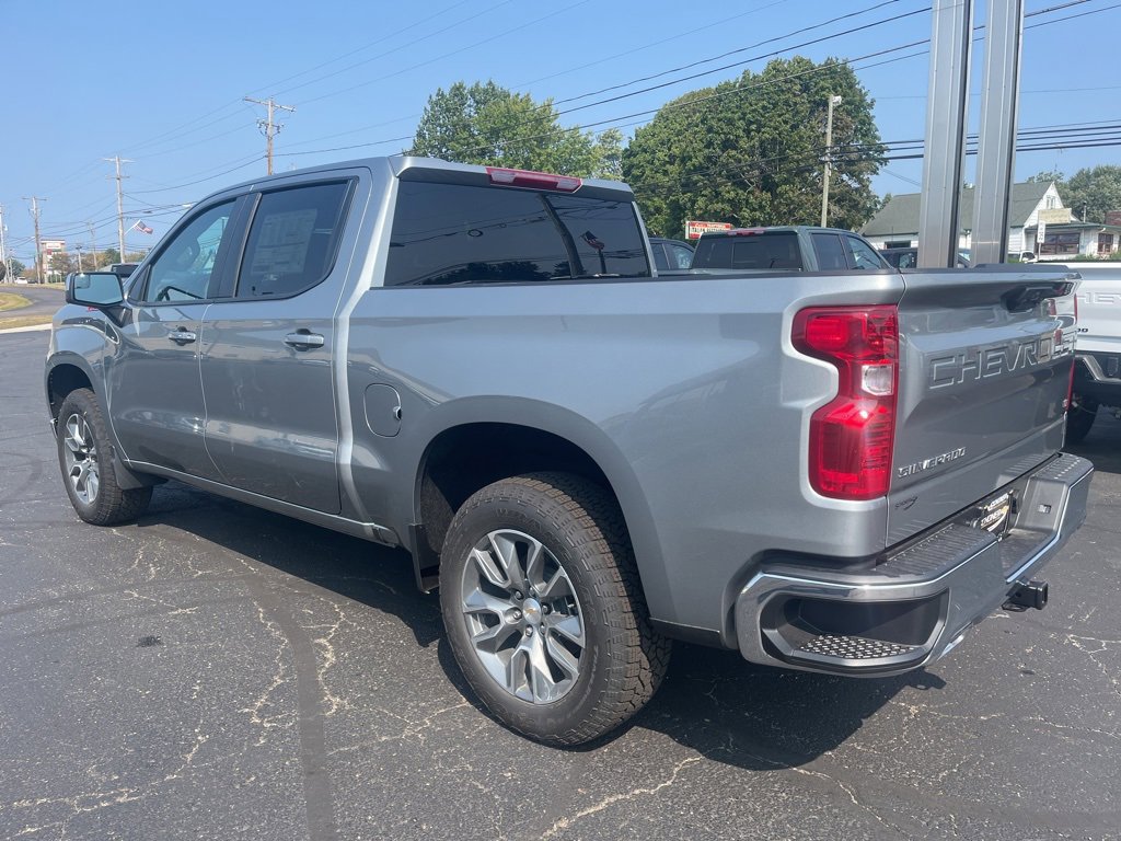 New 2026 Chevrolet Silverado 1500 LT w/ Z71 Off-Road Package image 3