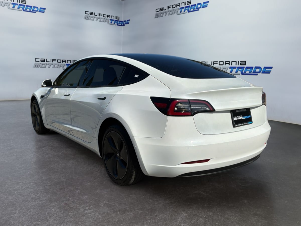 Used 2020 Tesla Model 3 Standard Range Plus RWD image 7