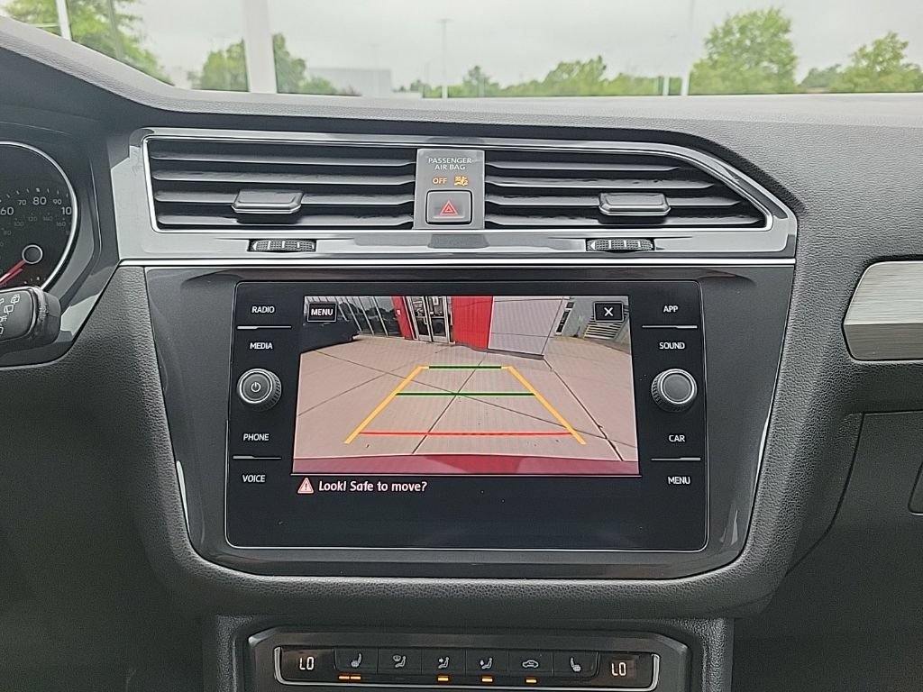 Used 2019 Volkswagen Tiguan SE w/ 3rd Row Seat Package AWD/4WD image 27