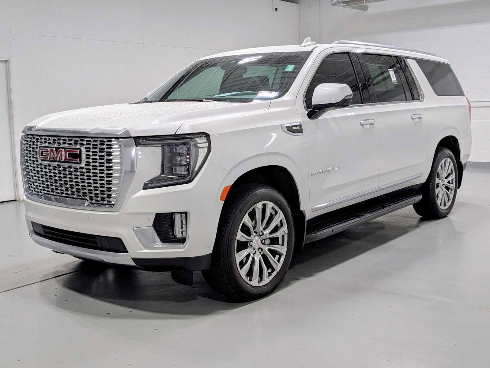 Used 2024 GMC Yukon XL Denali w/ Advanced Technology Package