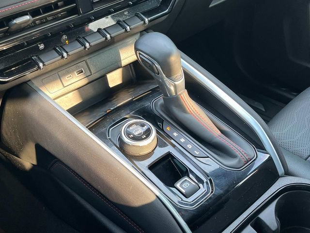 Used 2023 Chevrolet Colorado Z71 w/ Z71 Convenience Package 2 image 32