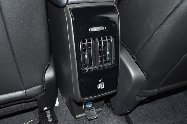 New 2026 Jeep Compass Latitude w/ Sun and Sound Group AWD/4WD image 28