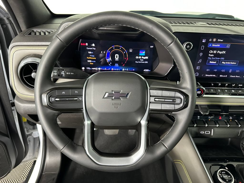 Used 2024 Chevrolet Colorado ZR2 AWD/4WD image 12