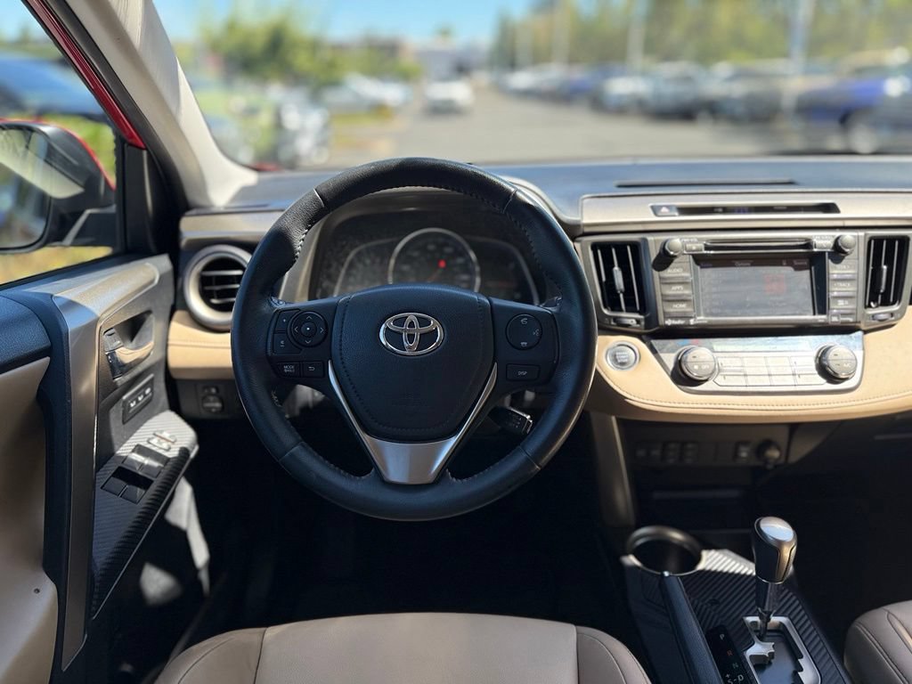 Used 2014 Toyota RAV4 Limited AWD/4WD image 23