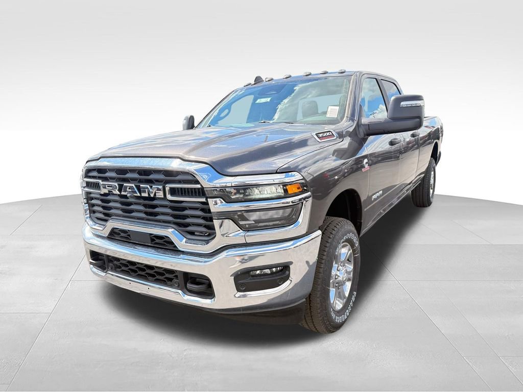 New 2026 RAM 3500 Big Horn AWD/4WD image 7