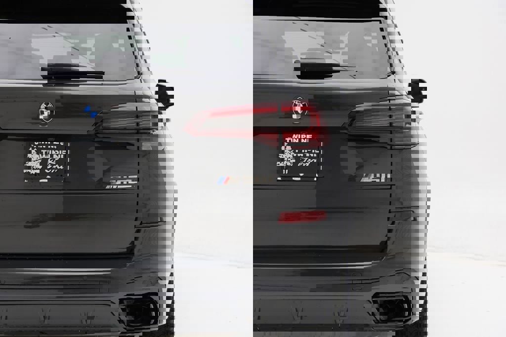 Used 2022 BMW X5 M50i w/ Executive Package image 10