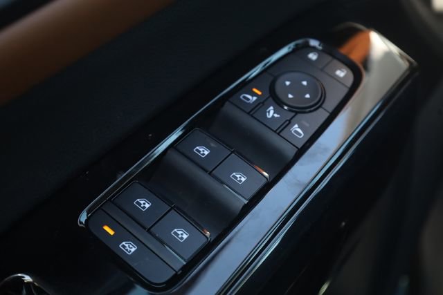 New 2026 Nissan Pathfinder Platinum image 13