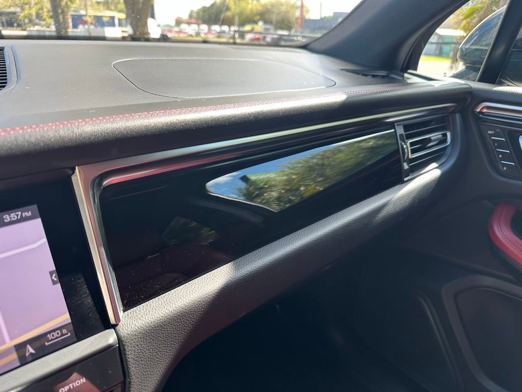 Used 2023 Porsche Macan image 24