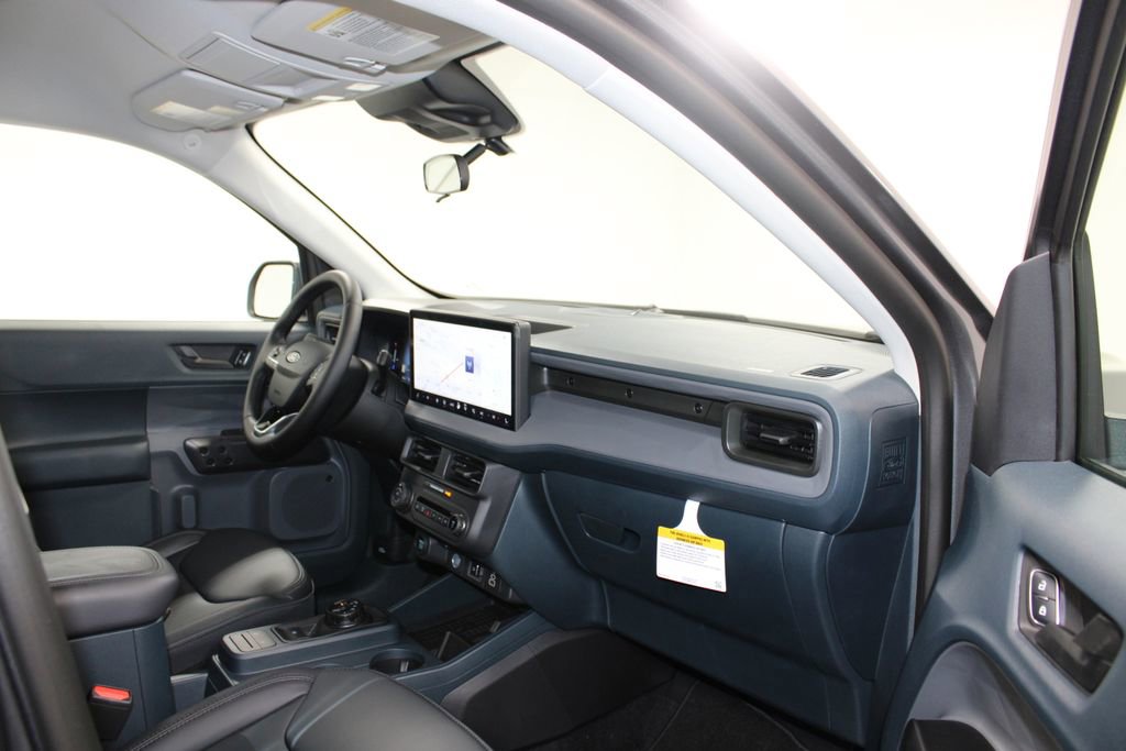 New 2025 Ford Maverick Lariat w/ Black Appearance Package image 26