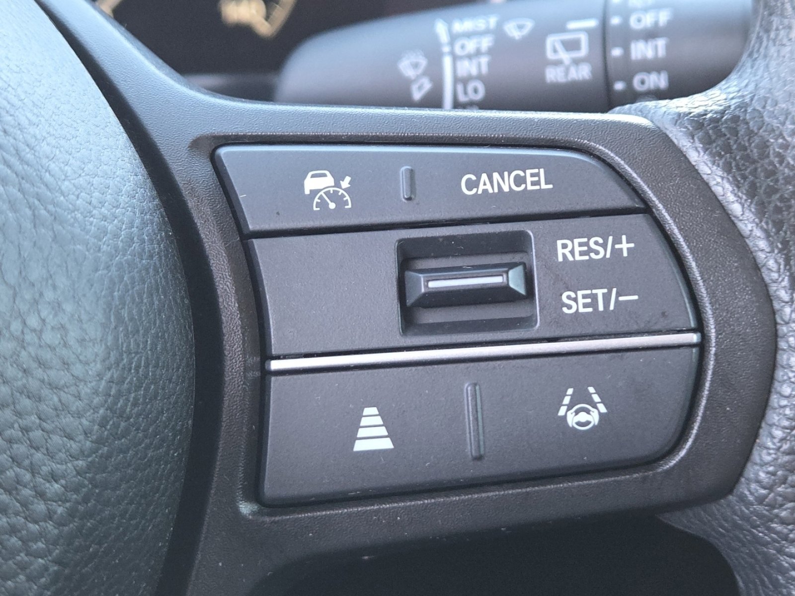 Used 2025 Honda CR-V LX image 5