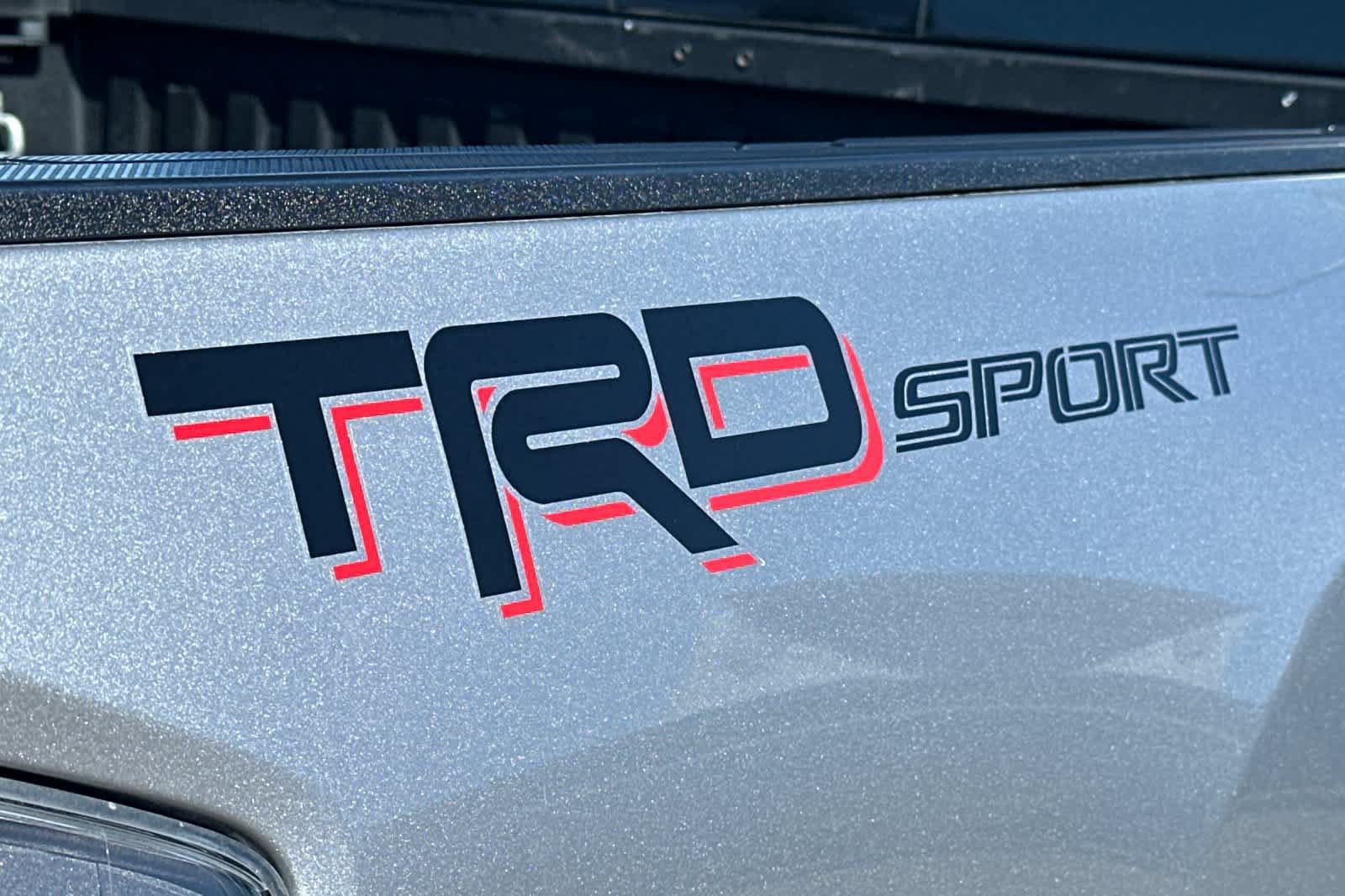 Used 2021 Toyota Tacoma TRD Sport w/ Technology Package RWD image 31