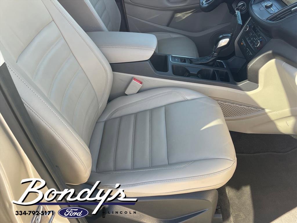 Used 2018 Ford Escape SEL image 22