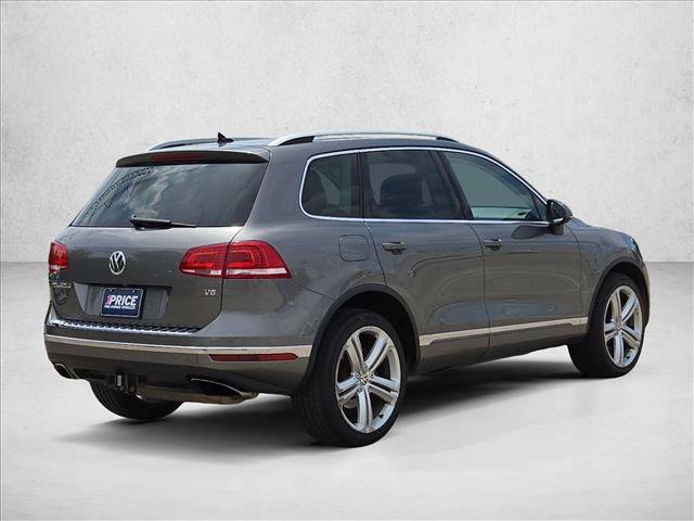 Used 2016 Volkswagen Touareg Executive AWD/4WD image 5