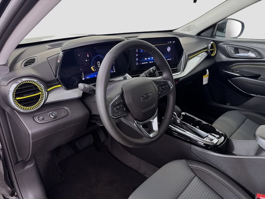 New 2026 Chevrolet Trax LT w/ Midnight Edition FWD image 10