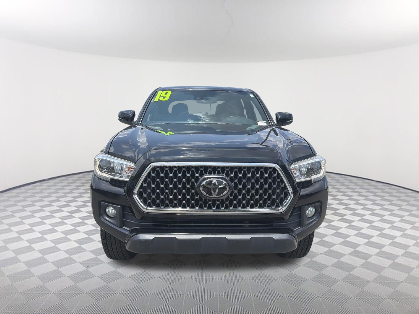 Used 2019 Toyota Tacoma TRD Off-Road AWD/4WD video 2