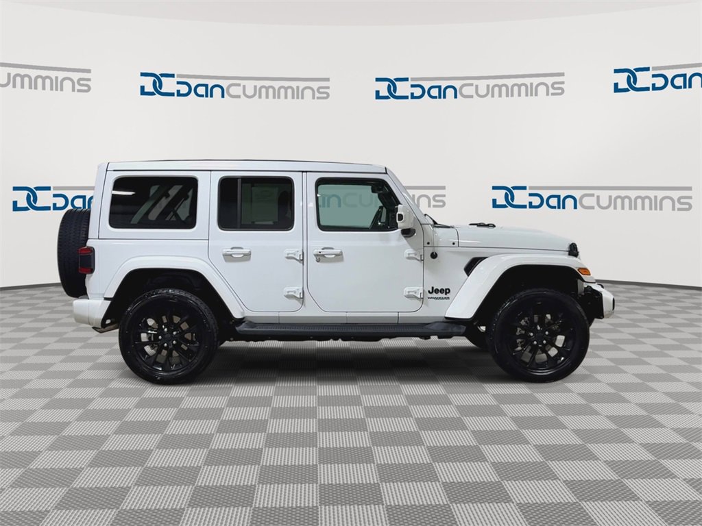 Used 2021 Jeep Wrangler Unlimited Sahara image 9