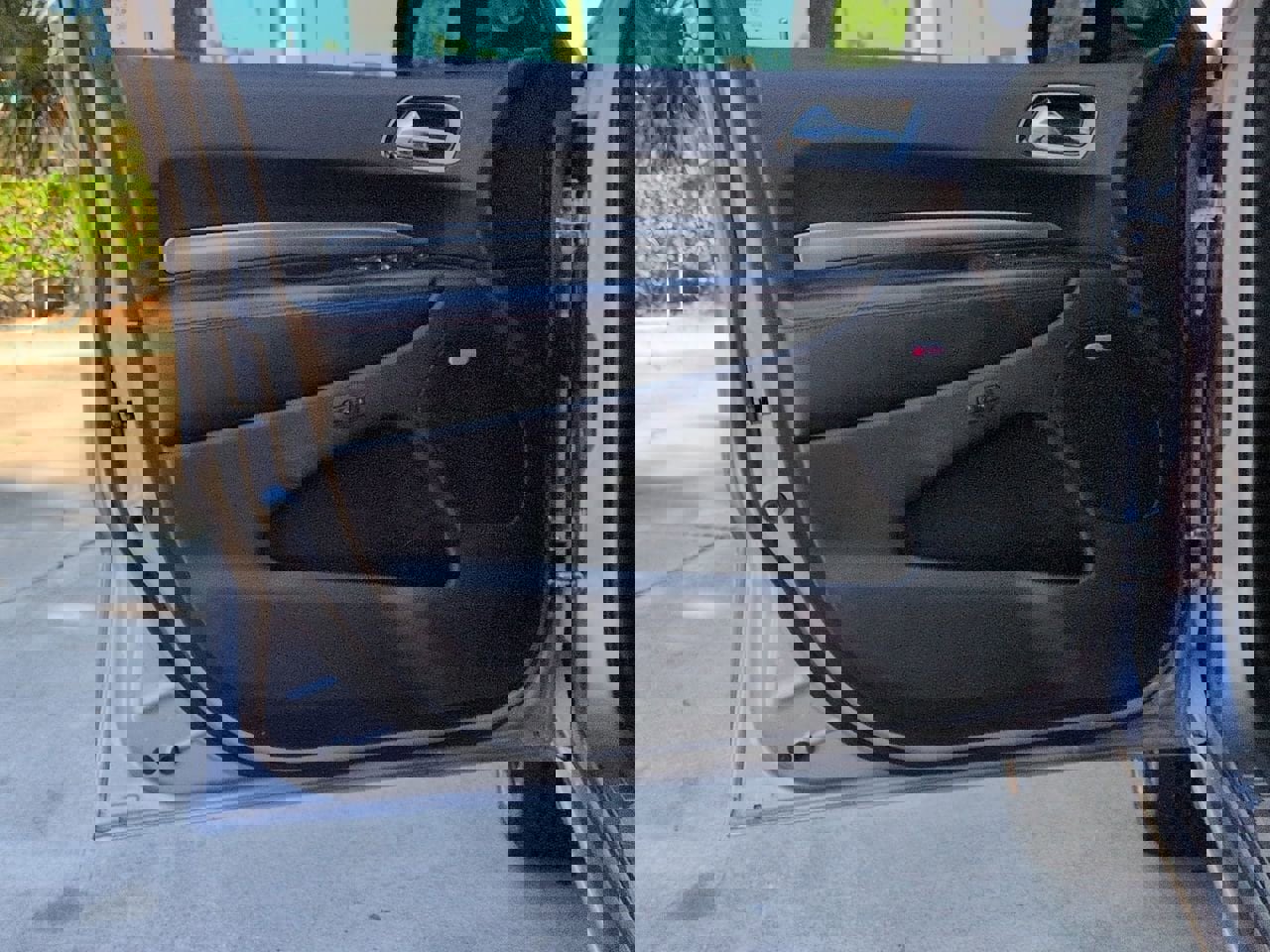 Used 2018 Dodge Durango R/T image 8