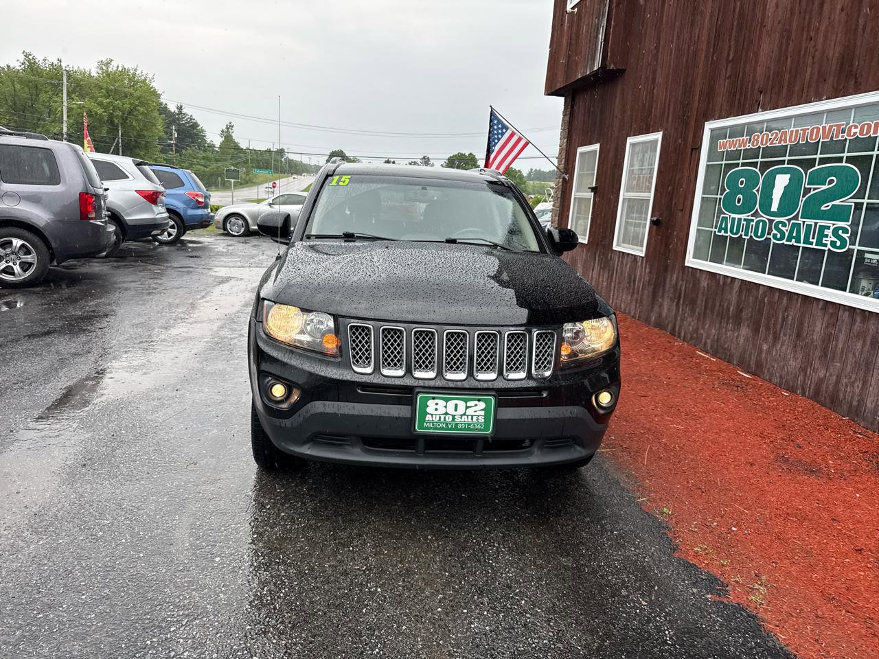 Used 2015 Jeep Compass Latitude AWD/4WD image 2