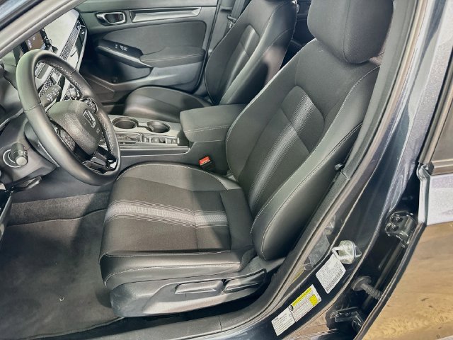 Used 2025 Honda Civic Sport image 19