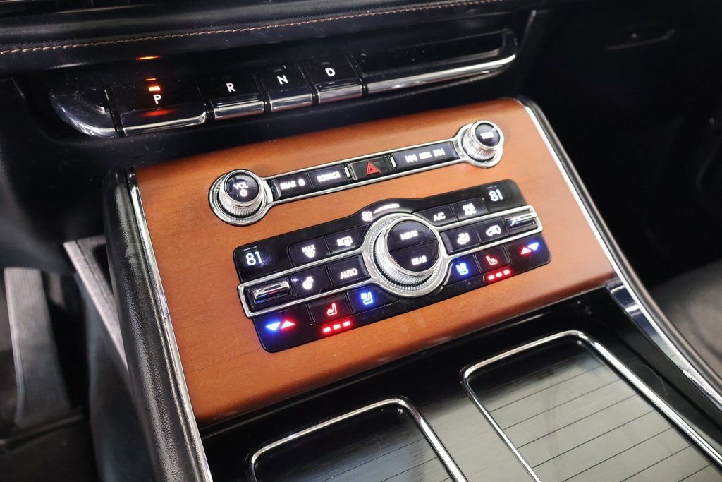 Used 2020 Lincoln Aviator Reserve w/ Elements Package Plus image 8