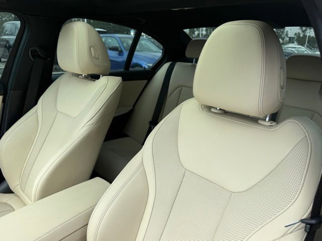 Certified 2023 BMW 330i Sedan w/ Driving Assistance Package image 21